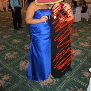 Gorgeous long blue gown